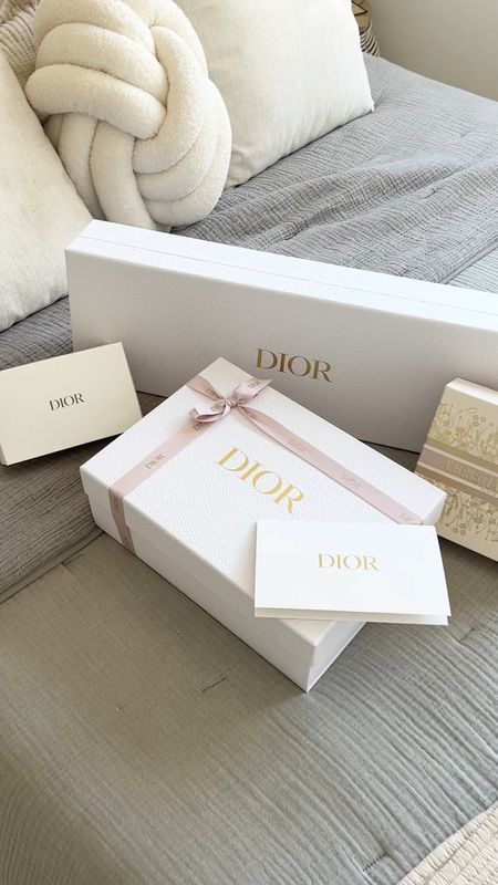 Shop the best Gifts Sets for Mothers Day at @diorbeauty and use code: MOMDAY24 for a free gift with purchase over $125 ♥️ #diorbeauty

#LTKGiftGuide #LTKbeauty #LTKfindsunder100