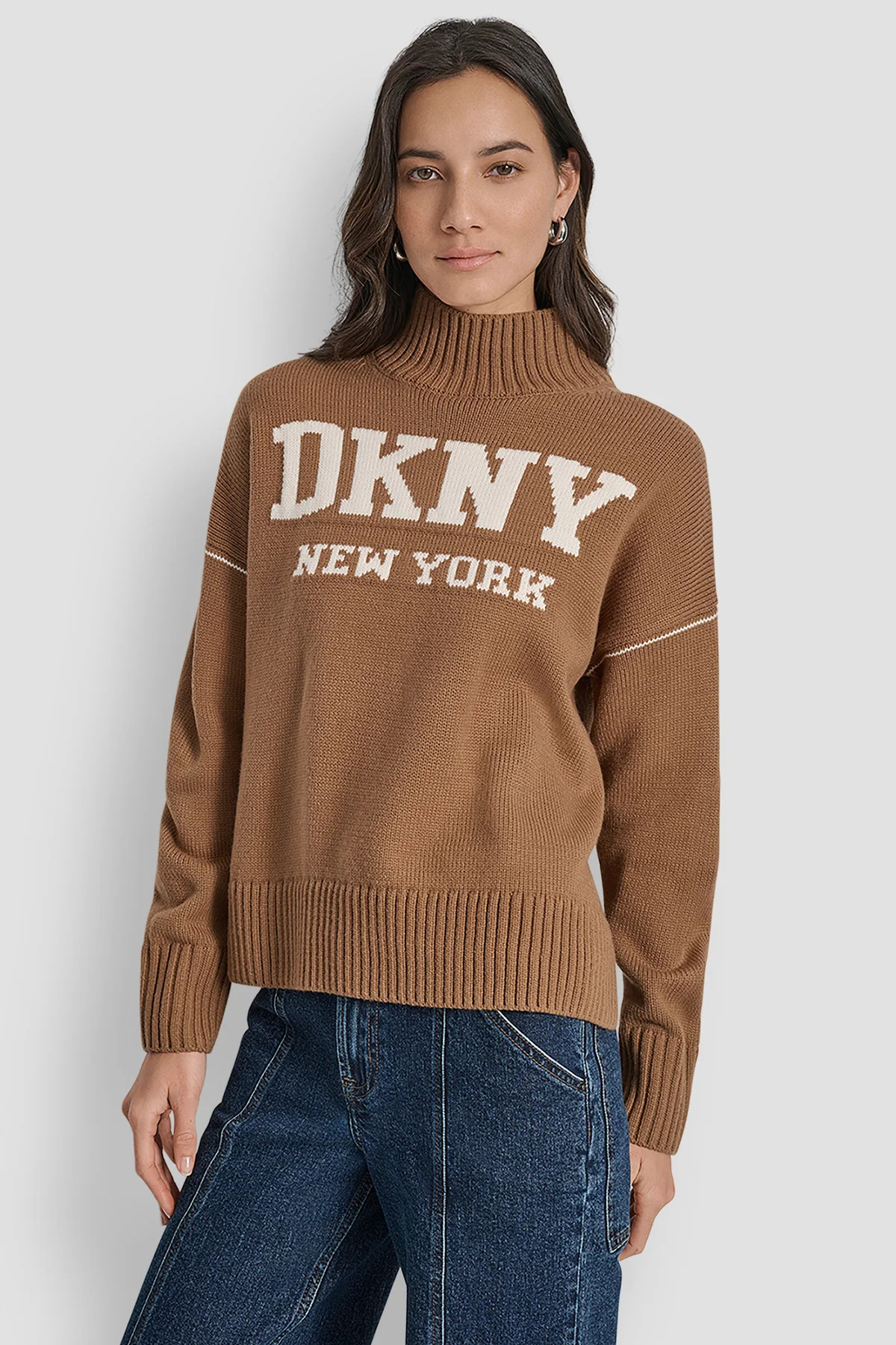 LOGO INTARSIA MOCK-NECK SWEATER | DKNY