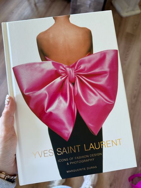 Ysl table book
