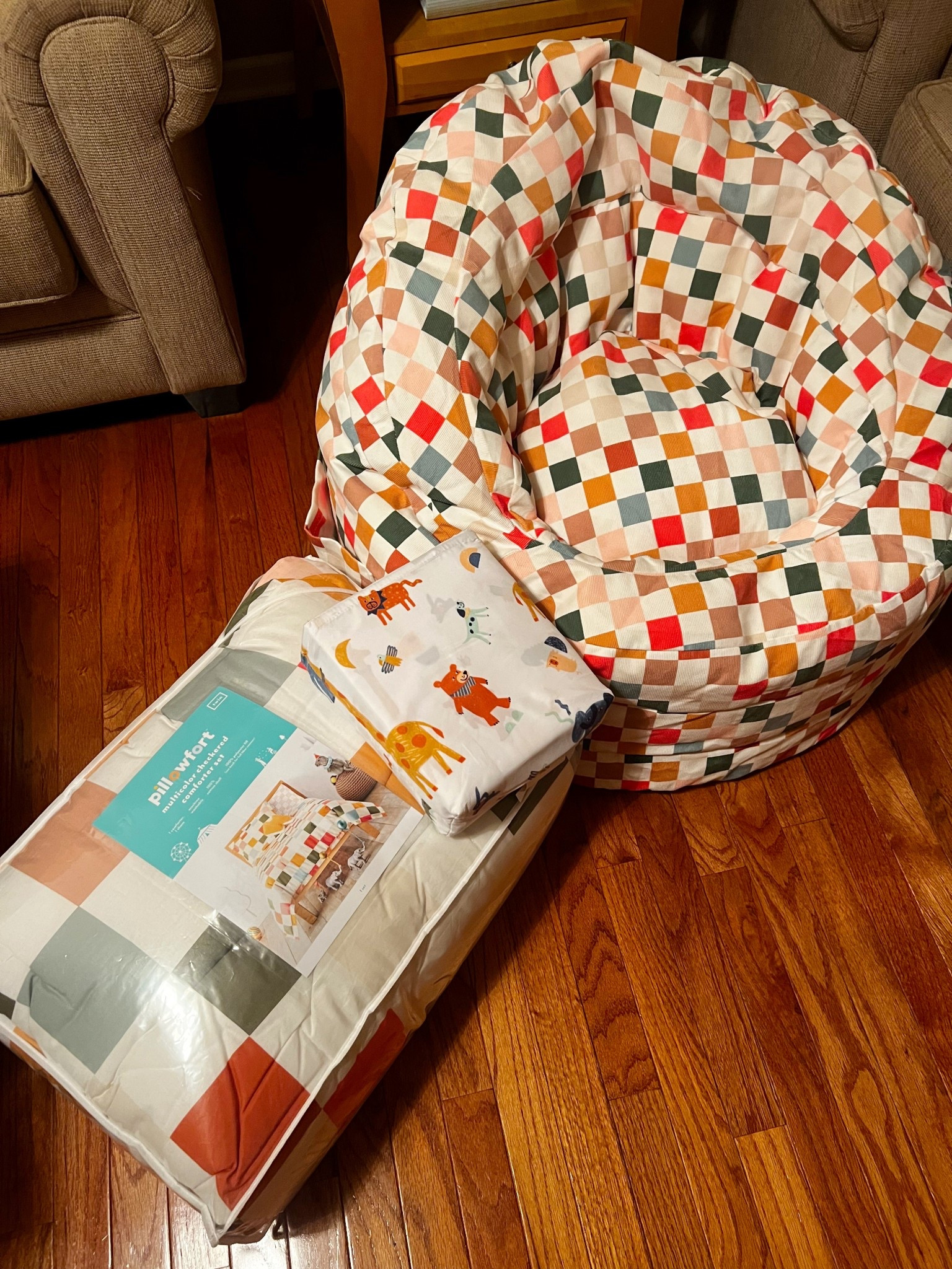 The most adorable and affordable bedding and chair for my son’s room makeover! 🥰🩵 

#targetfinds #bedding #kidsbedding #kidsroom #kidsdecor

#LTKHome #LTKmomlife #LTKKids