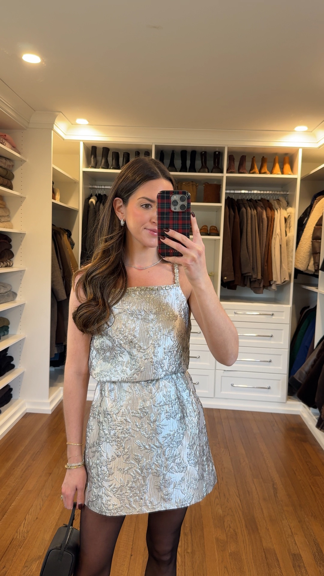 Size xsmall 

New Year’s Eve outfit 
Holiday party 

#LTKHoliday #LTKFindsUnder100 #LTKGiftGuide