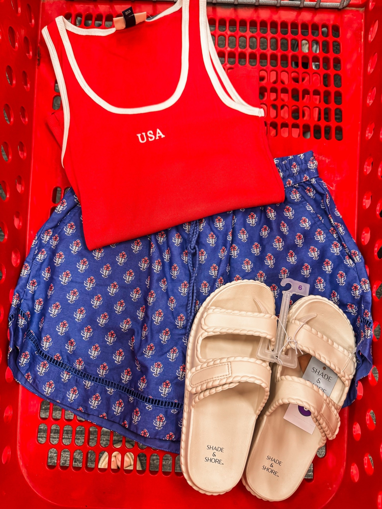 $5 tank sign me
Up! The cutest Target Haul

#LTKdayinmylife #LTKgrwm #LTKootd