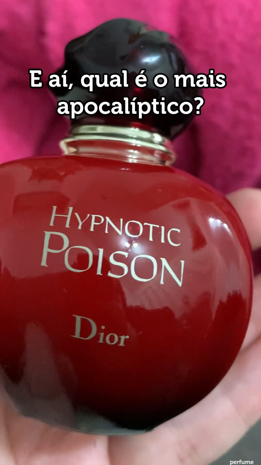 Da série perfumes apocalípticos, temos esses dois irmãos da família Poison Dior. O Poison edt e o Hypnotic Poison edt. Ambos marcantes. E aí, qual você prefere? #dior

#LTKFind #LTKbrasil #LTKbeauty