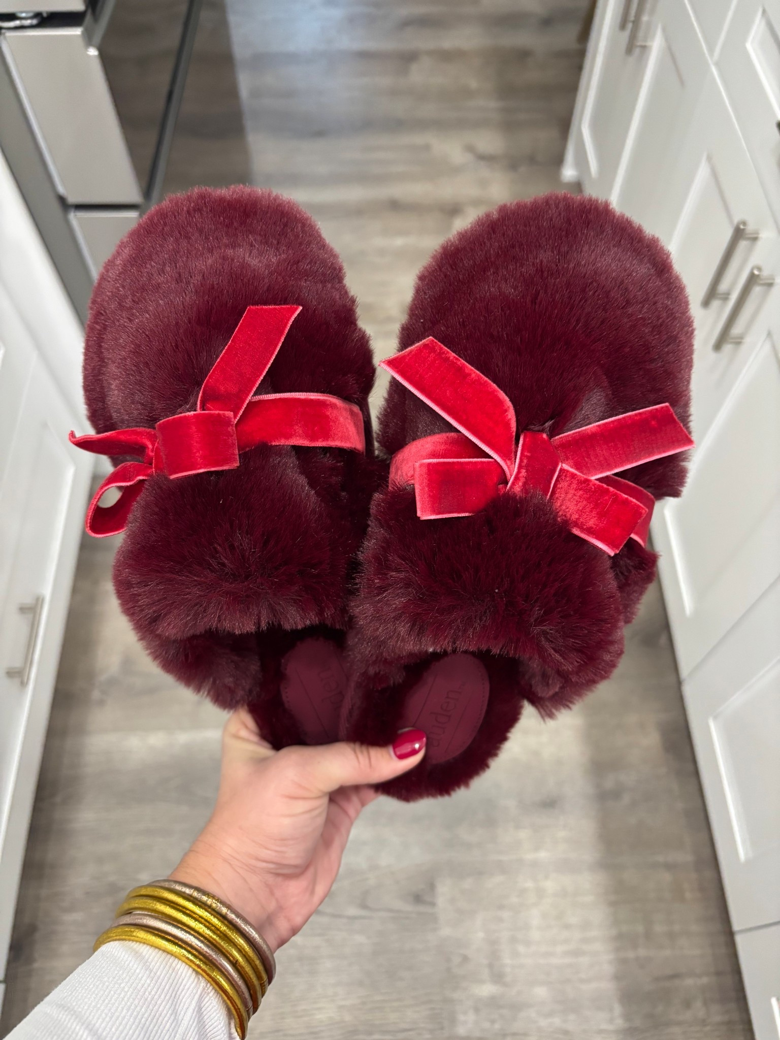 I meaaannn yes! New slippers every year & these are cuteee! 

#LTKGiftGuide #LTKmomlife #LTKHoliday