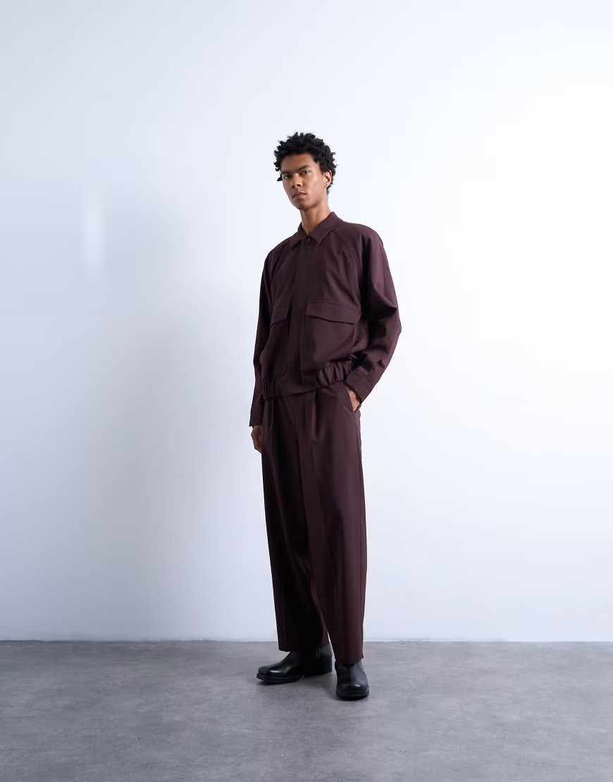 Topman relaxed tapered trousers in burgundy | ASOS (Global)