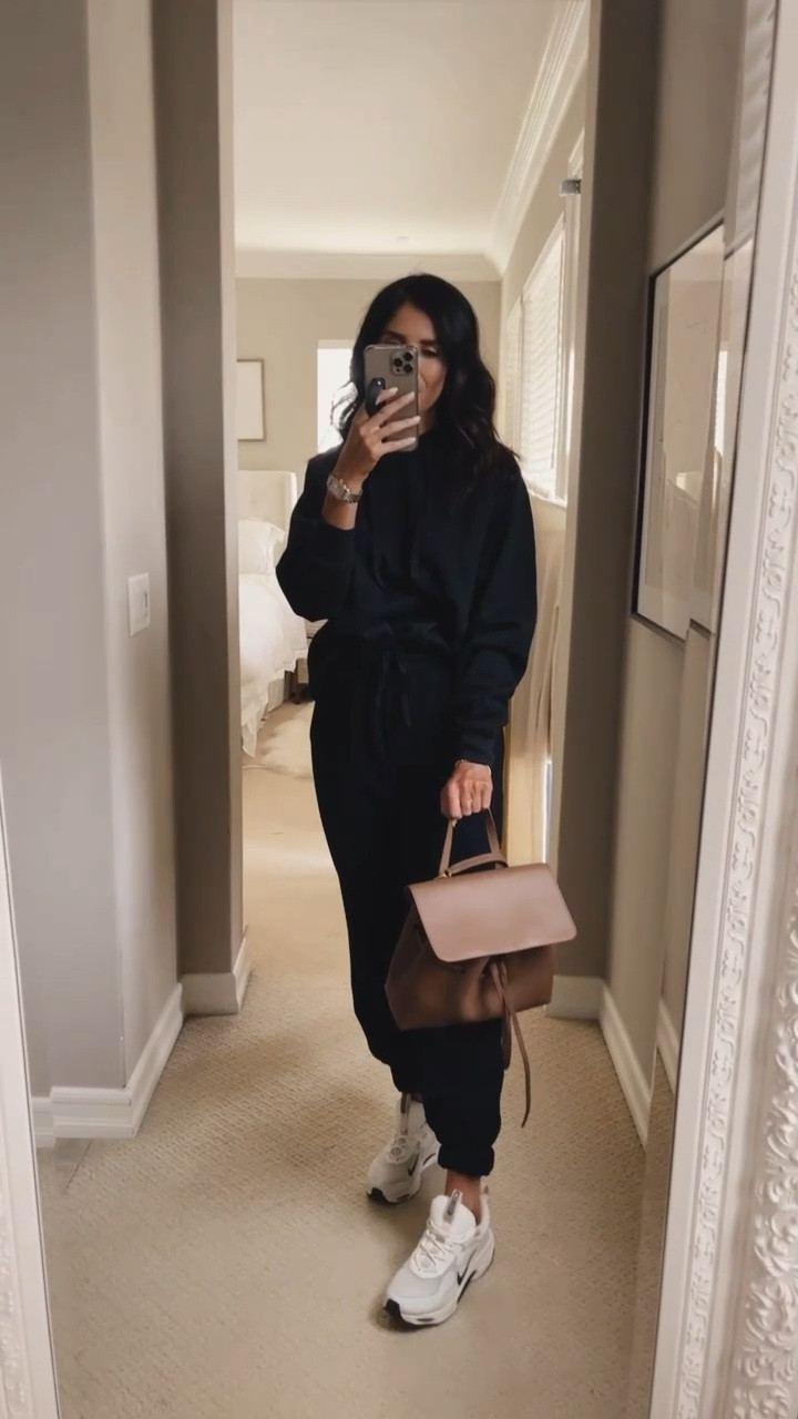 I’m just shy of 5’7 wearing the size XS hoodie and sweatpants! Amazon style, Amazon fashion, athleisure, StylinByAylin 

#LTKstyletip #LTKSeasonal #LTKunder100