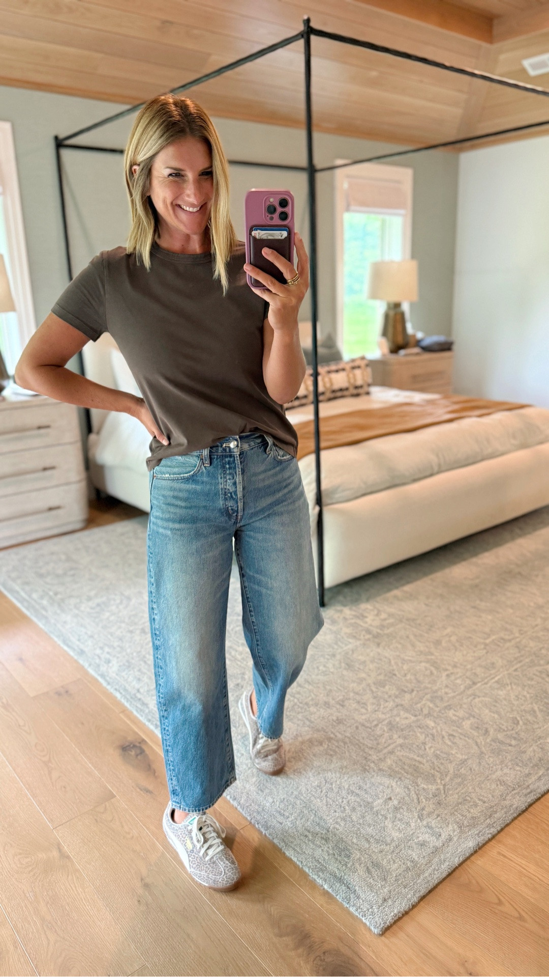 Use code: LTK20 to save! Loving this basic tee from @Madewell 🖤 tts | small

#LTKxMadewell #LTKSaleAlert #LTKootd