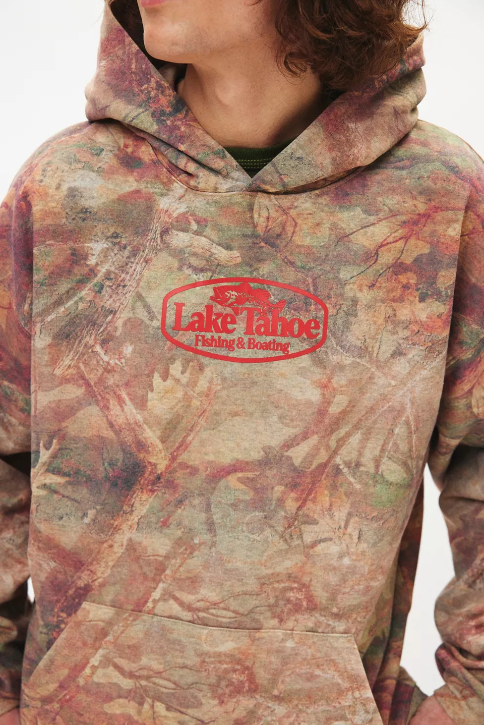 Lake Tahoe Graphic Camo Hoodie Sweatshirt | Urban Outfitters (US and RoW)
