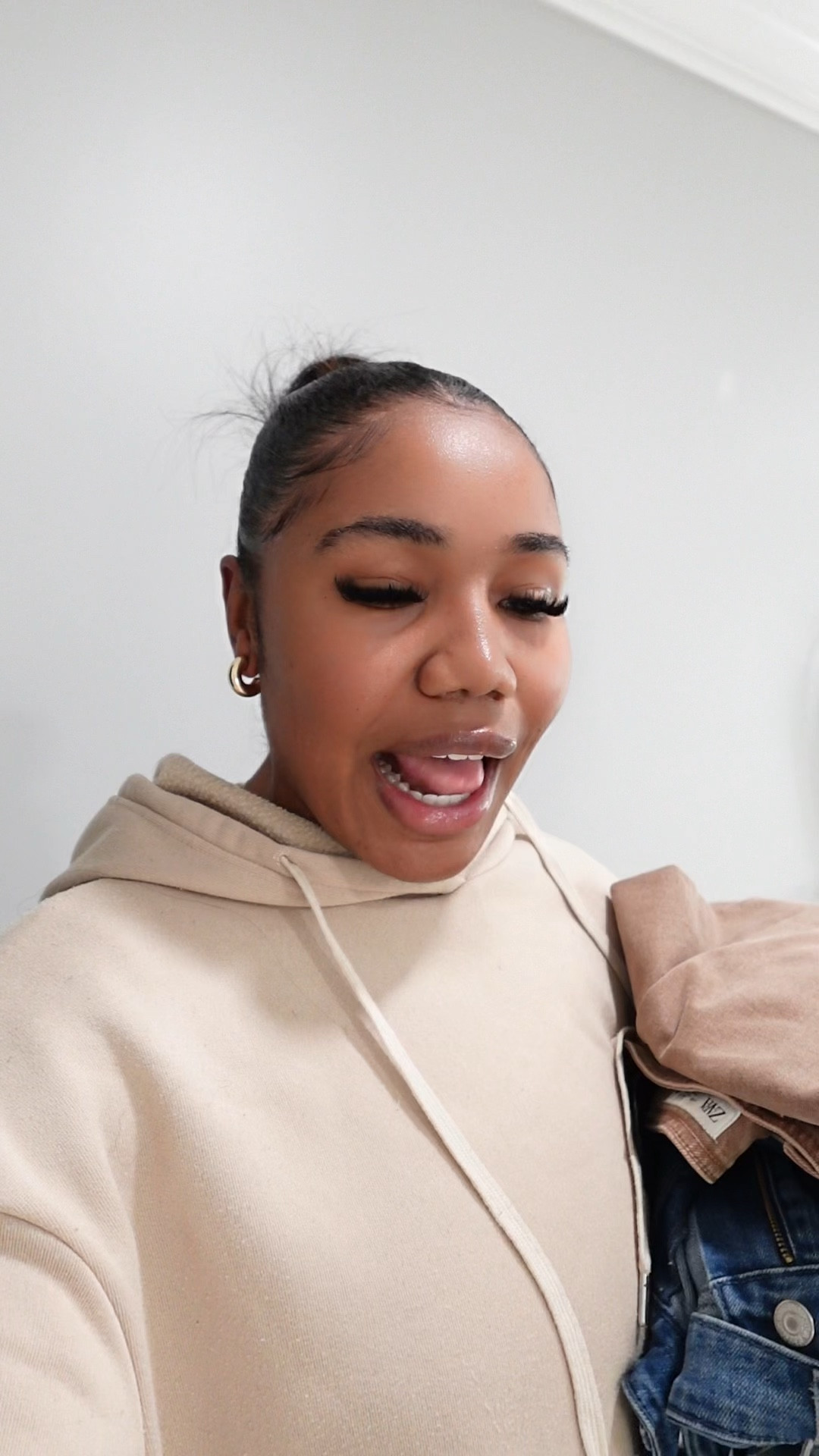 okay let’s talk curvy girl friendly denim jeans, and shorts! summer is here, wear your clothes confidently 🫶🏽

#LTKfindsunder100 #LTKstyletip #LTKmidsize