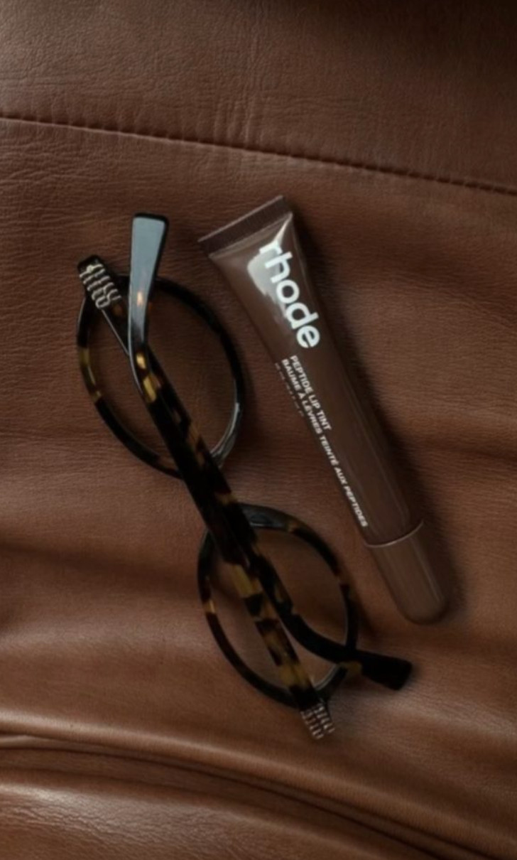 Chocolate brown sunglasses are the ultimate finishing touch for a chic fall look. Tortoise shell frames are especially timeless because they add subtle dimension and a vintage-inspired touch that complements everything from cozy sweaters to tailored blazers. For an effortlessly polished vibe, pair your brown sunglasses with a brown lip gloss or tinted balm to tie the tones together.  

 #LTKSeasonal #LTKStyleTip #LTKBeauty