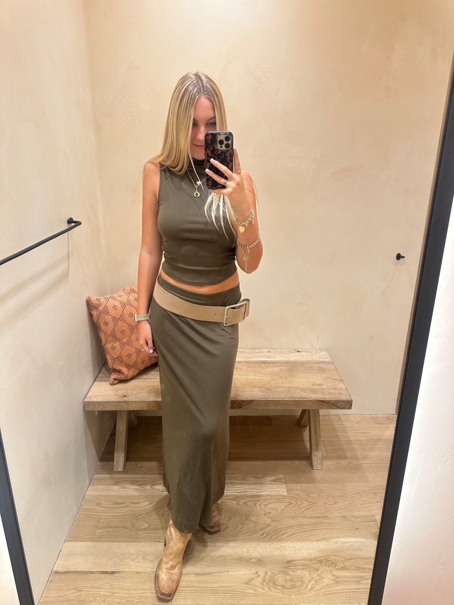 I have two of sets from the feels good collection now!!! soo comfy and cute! so easy to style 😜 also my favorite cowboy boots!!! this belt>> 





#freepeople #urbanoutfitters #denim #anthropologie #styleinspo #employee #summer #spring #LTKfindsunder100 #LTKmostloved #LTKSPRINGSALE #LTKfestival #LTKseasonal #LTKStyleTip #concert #ltkbacktoschool #urbn #comfy #LTKsalealert #instagram #LTKactive #LTKfitness #lounge #LTKworkwear #LTKtravel #everyday


#LTKFindsUnder100 #LTKSaleAlert #LTKStyleTip