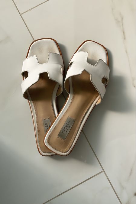 On sale now in every color!

sandals | slides | Steve Madden | on sale | shoes on sale | shoes | summer shoes | summer finds | ltkfinds | flats 

#LTKsalealert #LTKstyletip #LTKunder50