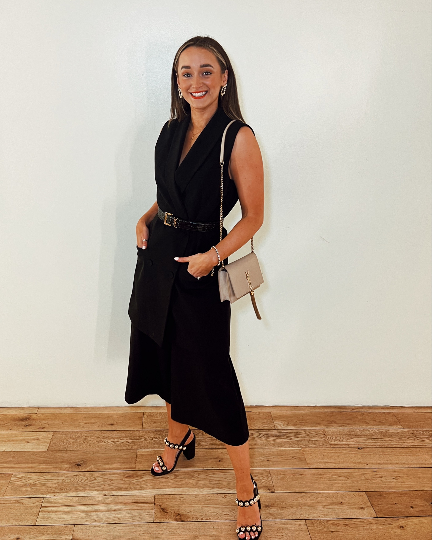 Shop my Classic Black outfit 

#LTKeurope #LTKshoecrush #LTKunder50