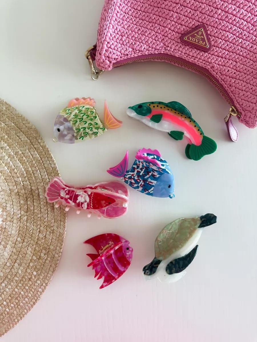Beachy hair clips! 

#LTKgrwm #LTKootd