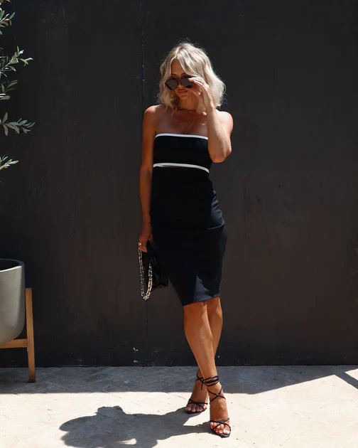 Modern Day Jackie Ribbed Cutout Strapless Midi Dress - Black/White | VICI