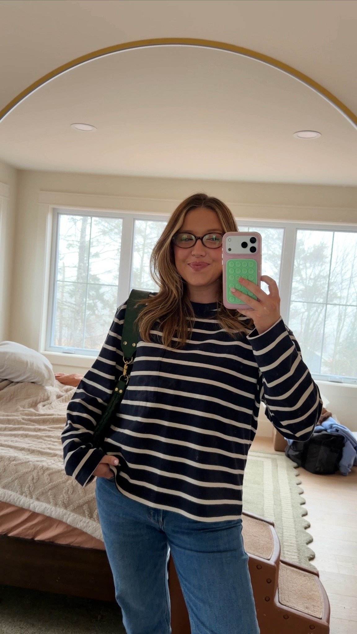 Love this cotton tee! Wearing large and my fave jeans ever 

#LTKwinter #LTKjeans #LTKcanada