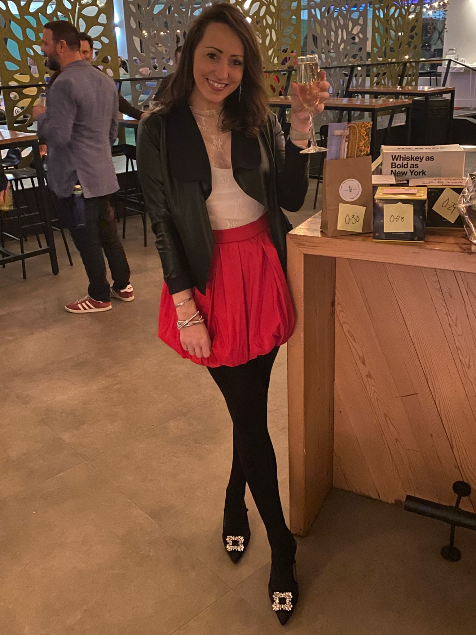 Christmas outfit idea - bubble skirt! 

#LTKHoliday #LTKParties #LTKGiftGuide