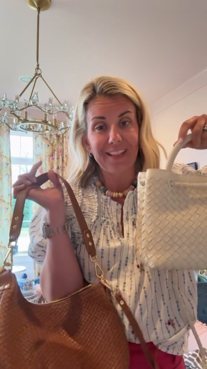 The best handbags at the best prices



#LTKTravel #LTKootd #LTKmomlife