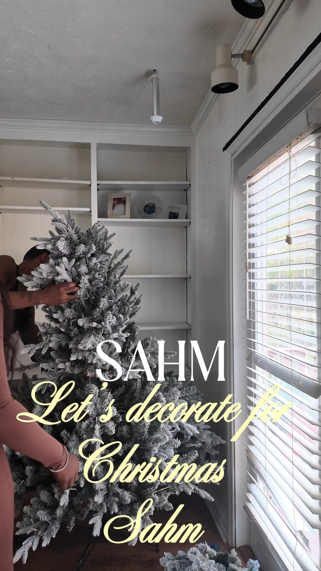 Christmas decor| Christmas Tree  

#LTKvlog #LTKCyberWeek #LTKHoliday