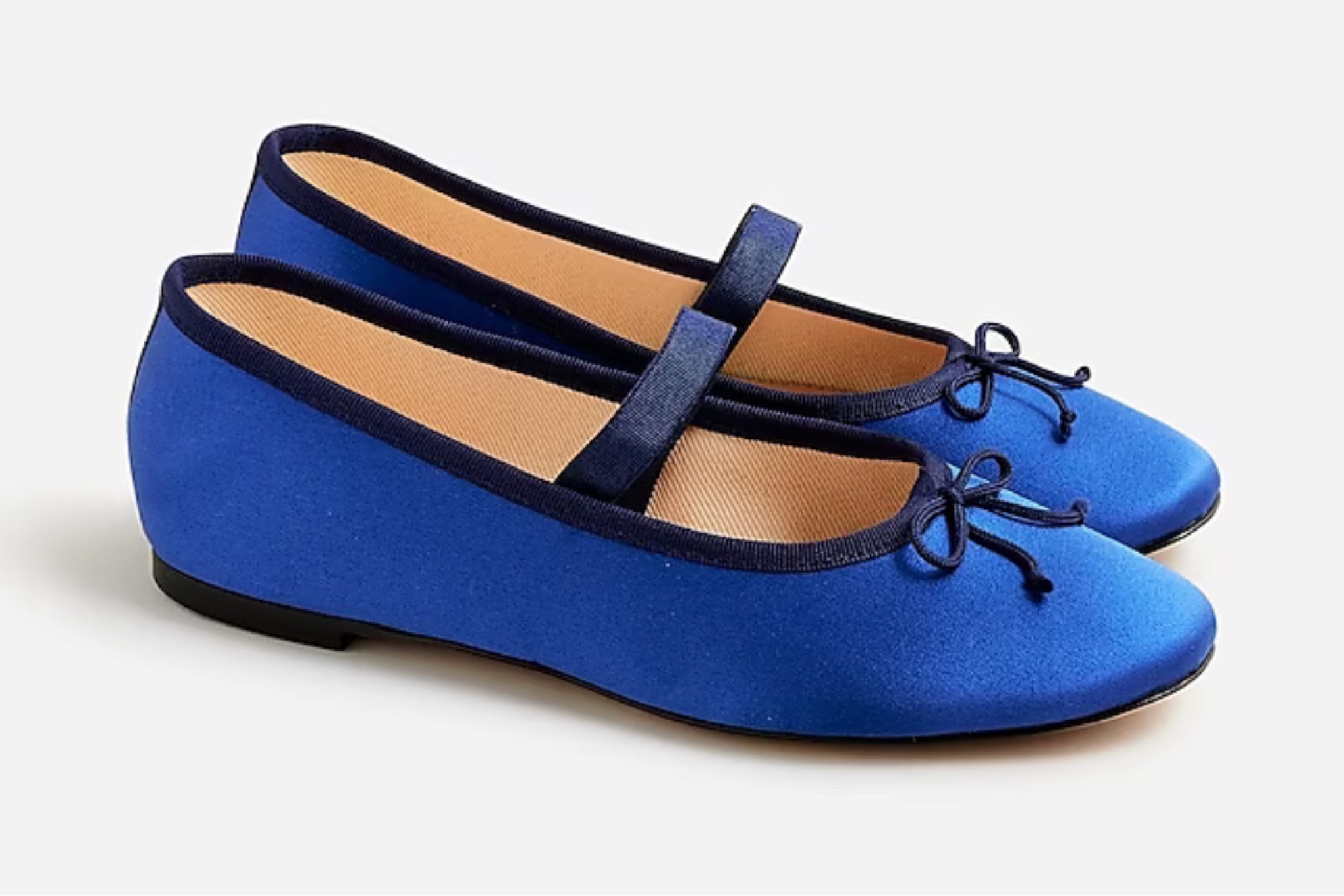 In love with these ballet flats. This blue color is my fave!! On sale for <$75 and lots of colors available! 

#LTKsalealert #LTKGiftGuide #LTKfindsunder100