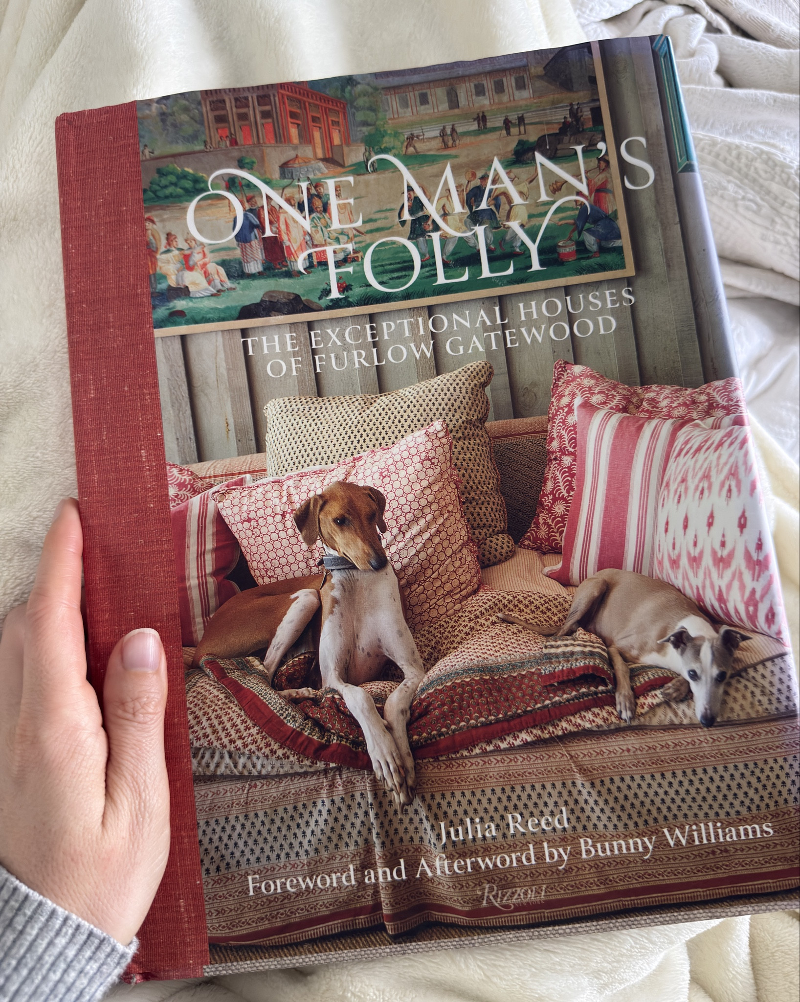 One of my favorite coffee table books for anyone who loves timeless, collected interiors.

One Man’s Folly: The Exceptional Houses of Furlow Gatewood is filled with beautiful rooms layered with antiques, historic architecture, old books, and classic Southern charm. Every page feels like stepping into a thoughtfully curated home.

If you love traditional decorating, historic homes, libraries filled with old books, and rooms that feel warm and lived in, this book is full of inspiration.

It’s one of those books you’ll keep pulling off the shelf when you’re decorating or styling a room.

✨ A beautiful addition to a coffee table, home library, or gift for anyone who loves classic interiors.

#LTKHome