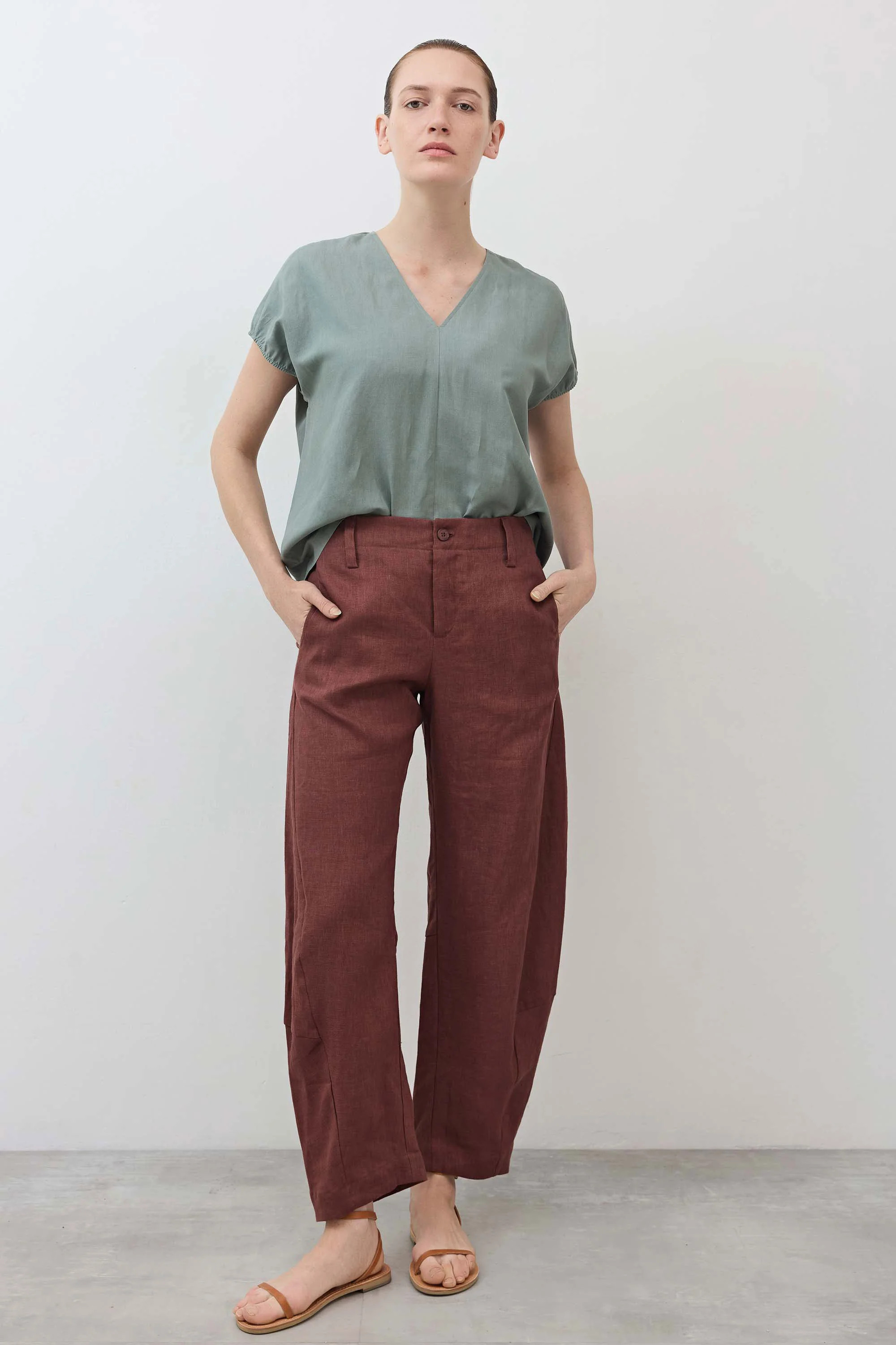 The Nuanced V-Neck Silky Linen Top | Ruti