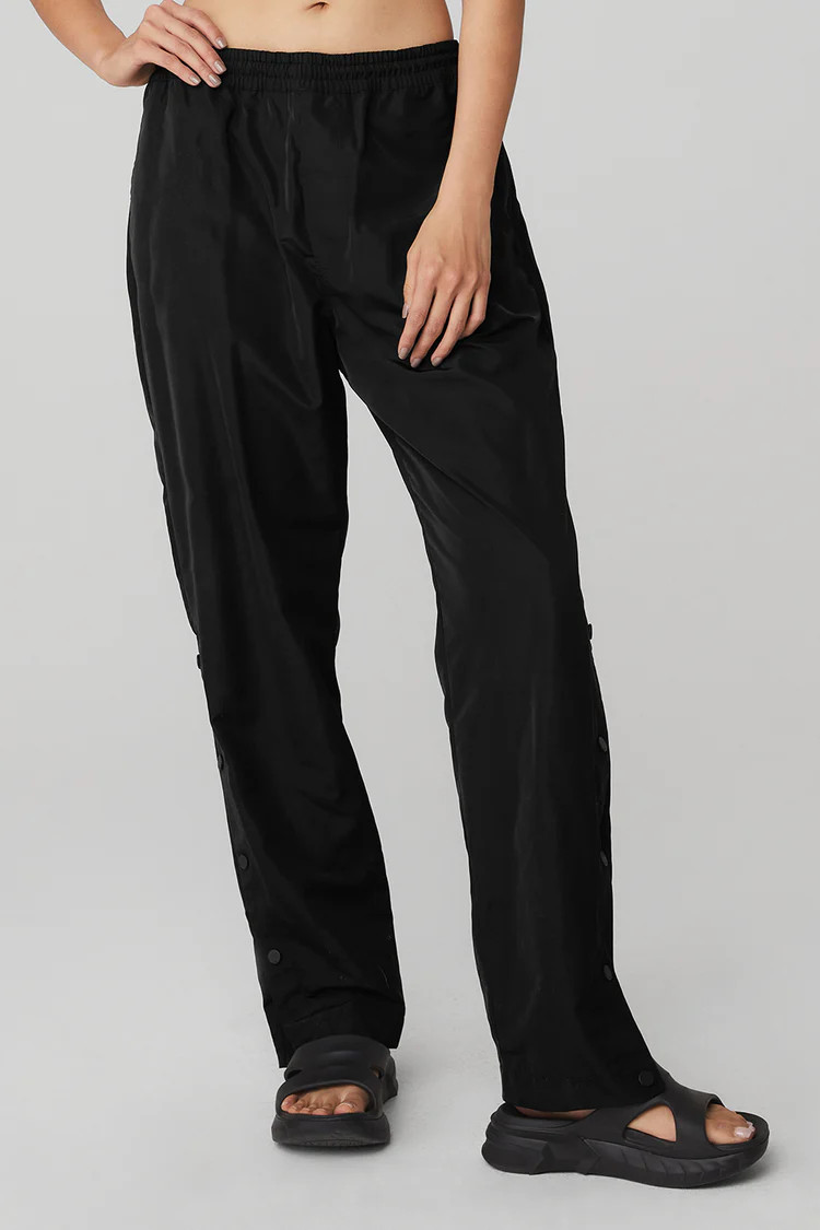 Legend Snap Pant - Black | Alo Yoga (US)