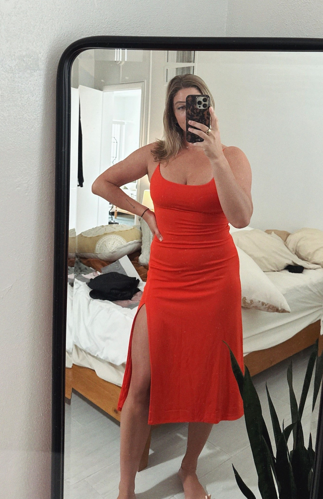 Safe to say I’m obsessed with aritzia and anything in this color poppy red. Wore this last night to a wedding and it’s so comfortable! 

#LTKStyleTip #LTKParties #LTKTravel