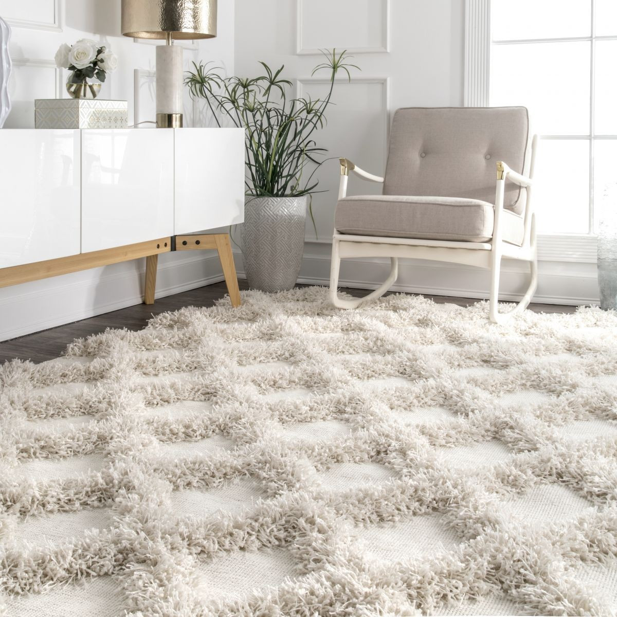 Ivory Shaggy Diamond Trellis Area Rug | Rugs USA