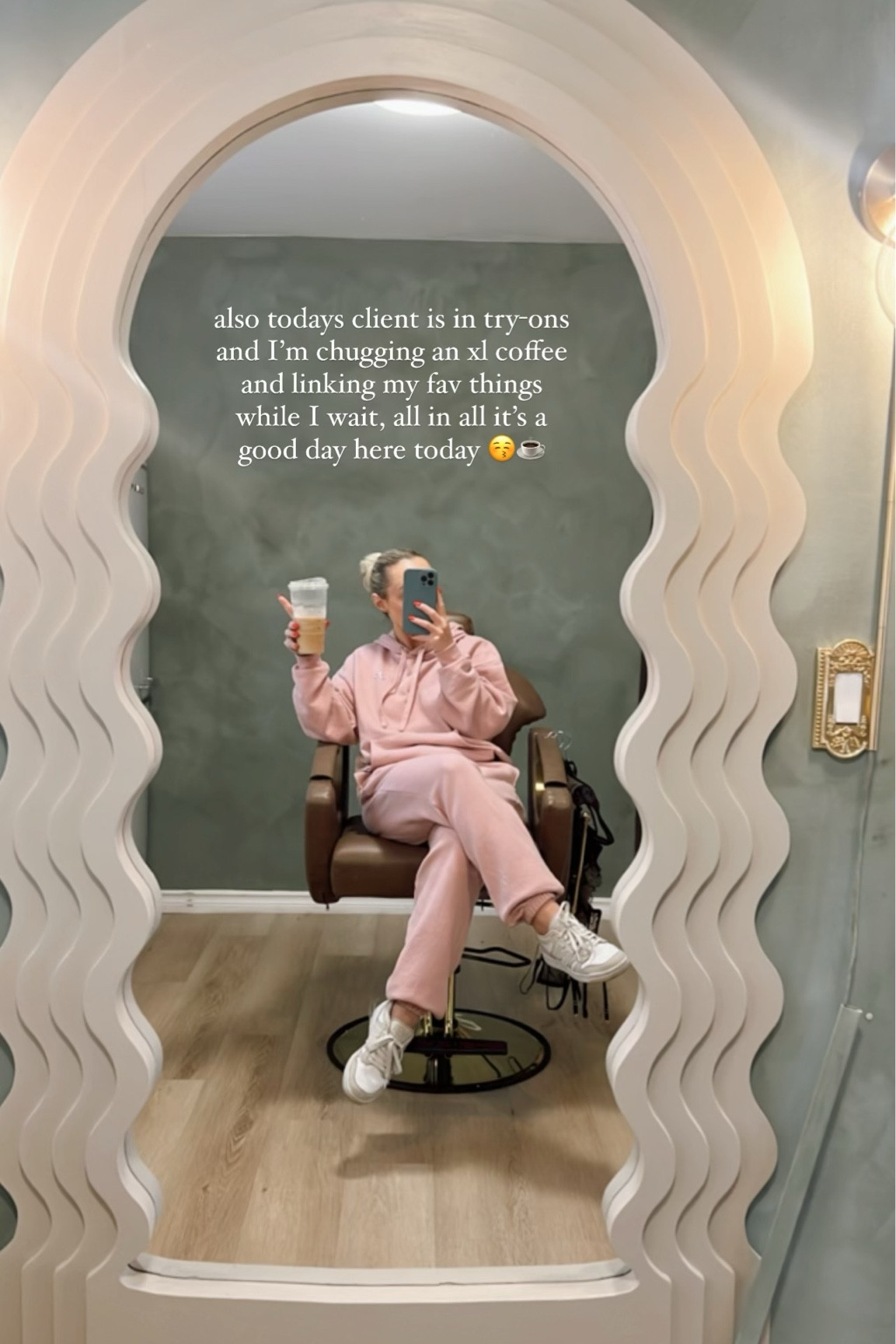 I have been LIVING in this alo set 🥹 

#LTKmidsize #LTKcanada #LTKcurves