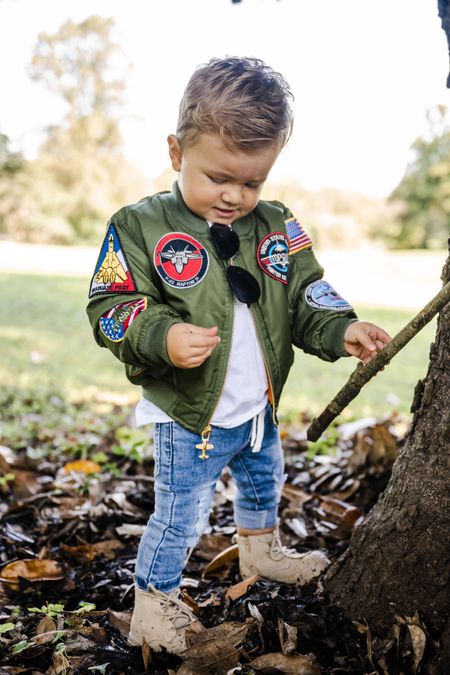 Toddler Top Gun Halloween costume 


Up and Away Children's Medium-Weight MA-1 Flight Jacket in Green With Seven Patches

#LTKHoliday #LTKSeasonal #LTKHalloween