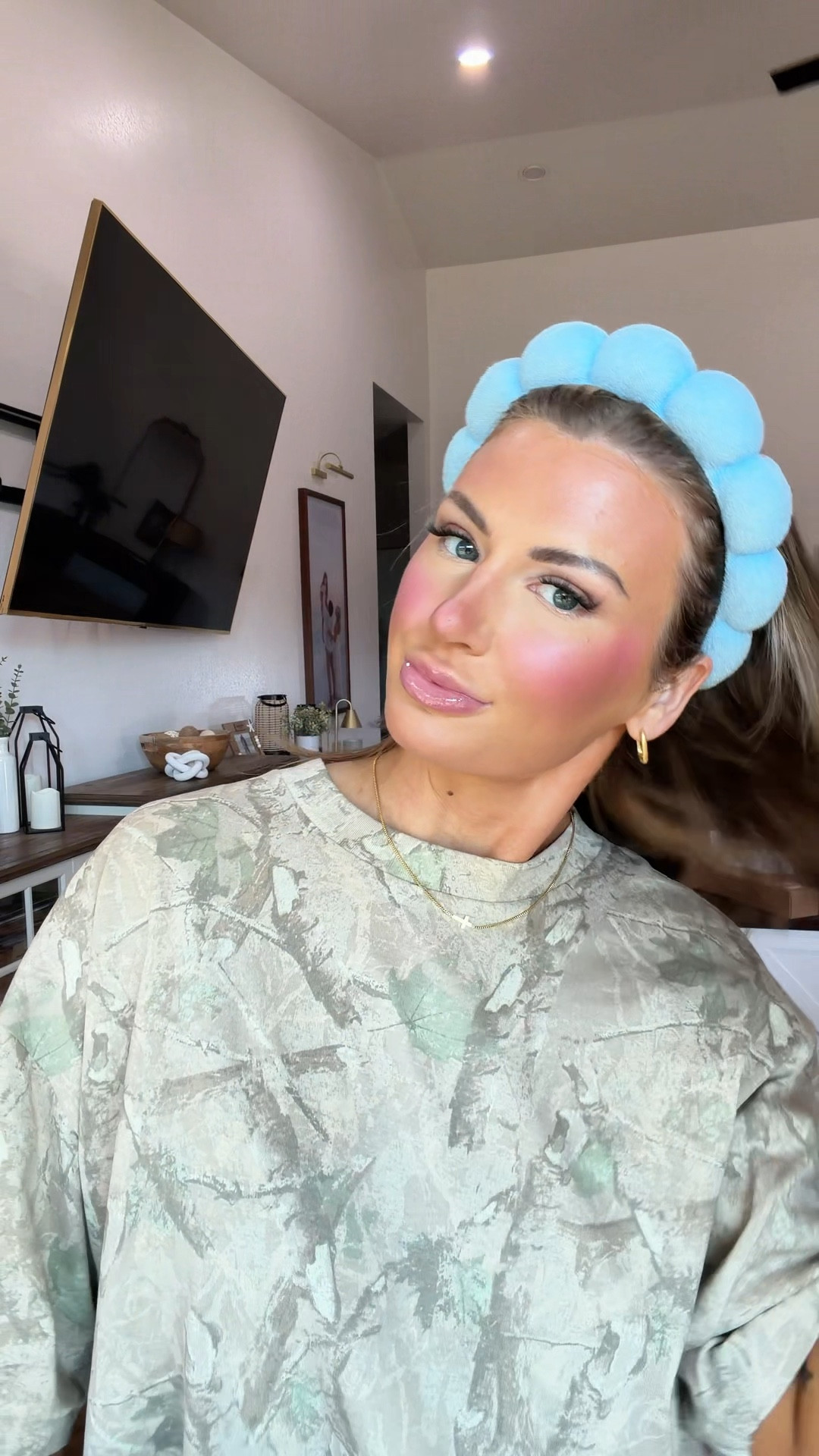 GRWM for a full day of content filming!! 📸💄 @patricktabeauty #patricktabeauty #dibsbeauty #dibspartner @DIBS Beauty 

#LTKselfcare #LTKgrwm #LTKBeauty