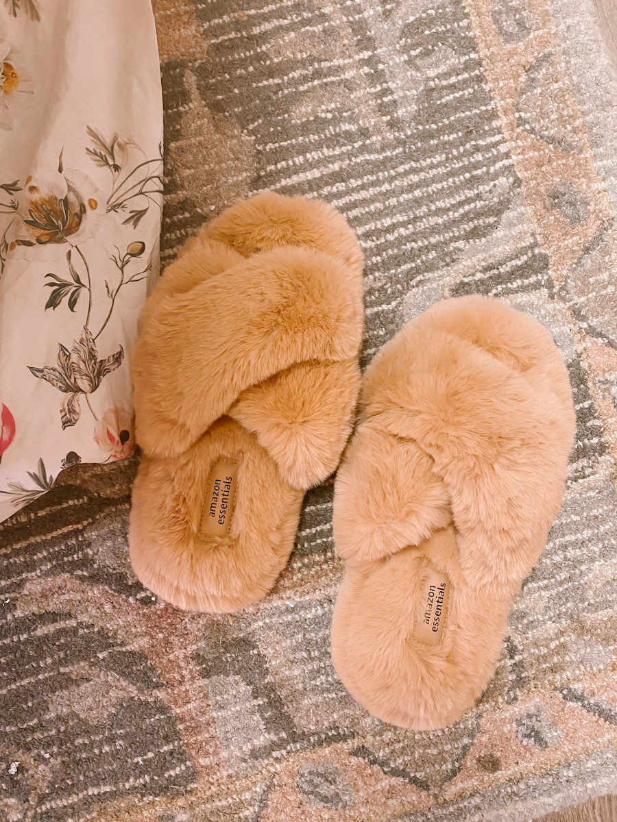 Slippers make the spa day better.  Here are few of my faves from Amazon. 

 #LTKmorningroutine #LTKselfcare #LTKBeauty