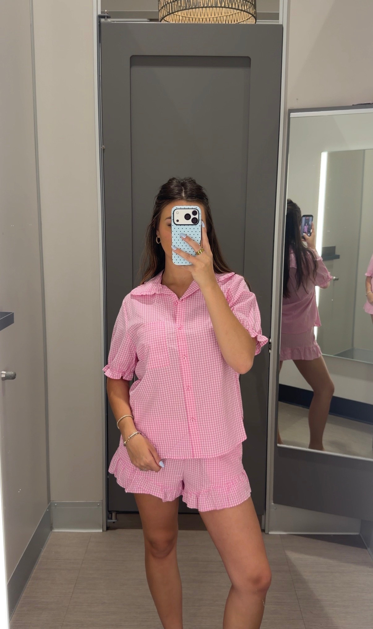 the cutest gingham pajama set from target!!! would also make a cute beach coverup 💕
@Target 

target style. spring style. target set. pink gingham. gingham set. 

#LTKmorningroutine #LTKootd #LTKMothersDay