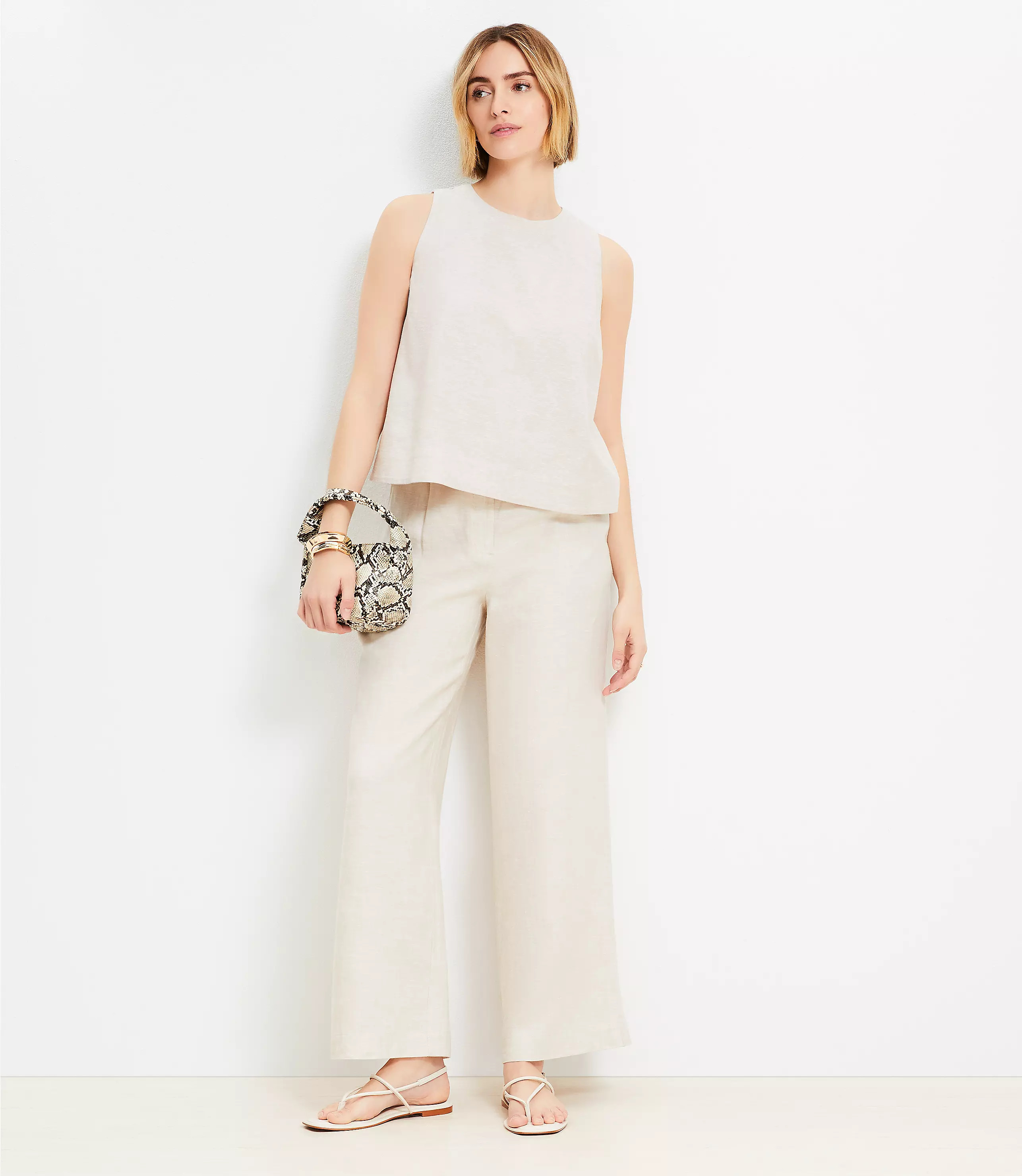 Pull On Wide Leg Pants in Linen | LOFT