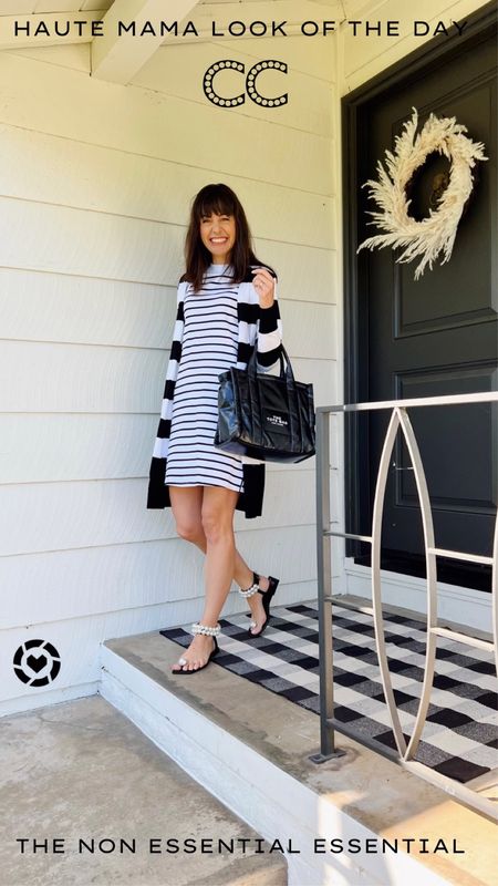 HAUTE MAMA LOOK OF THE DAY

#stylisttip a black and white sandal is the non essential essential every woman needs. 


#LTKstyletip