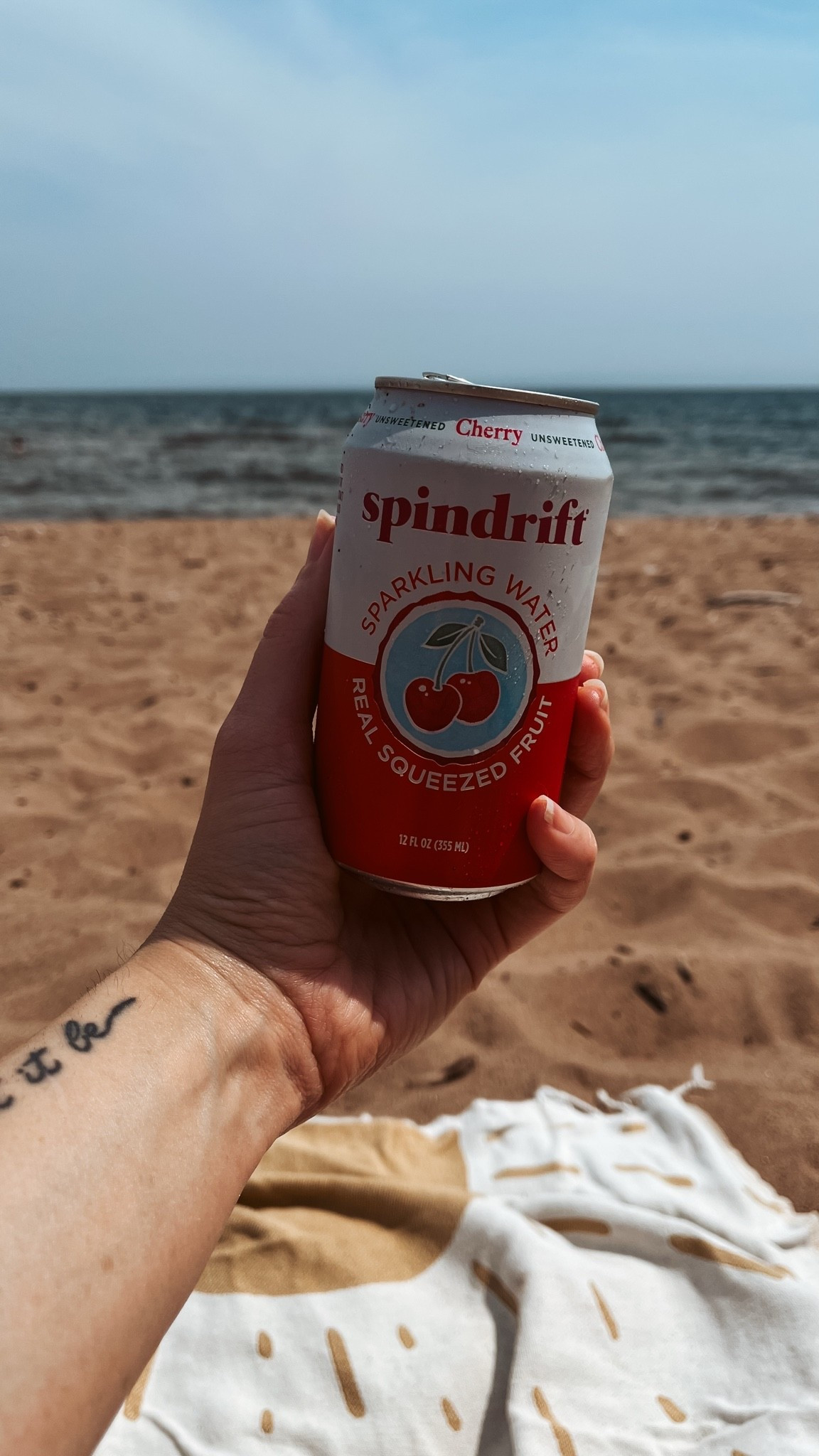 I’m sorry for saying there was ever a better spindrift flavor

This one’s it 🍒

A perfect beach day drink! ☀️

#LTKdayinmylife #LTKselfcare #LTKSeasonal