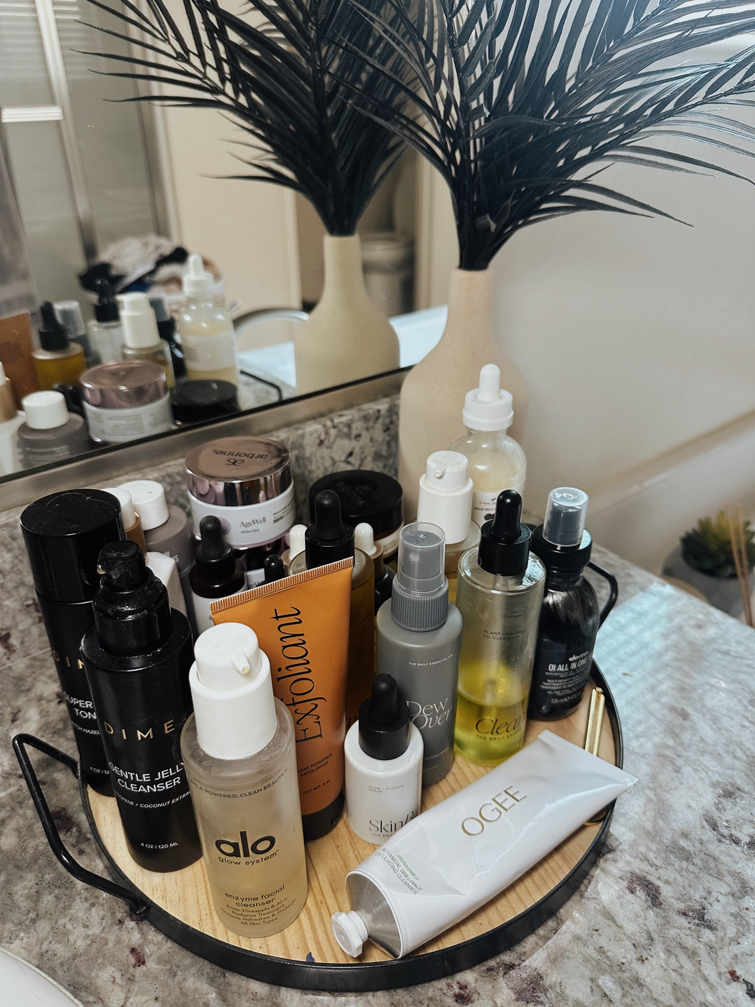 Some of the skincare I’m currently using✨

#LTKMostLoved #LTKBeauty #LTKGiftGuide