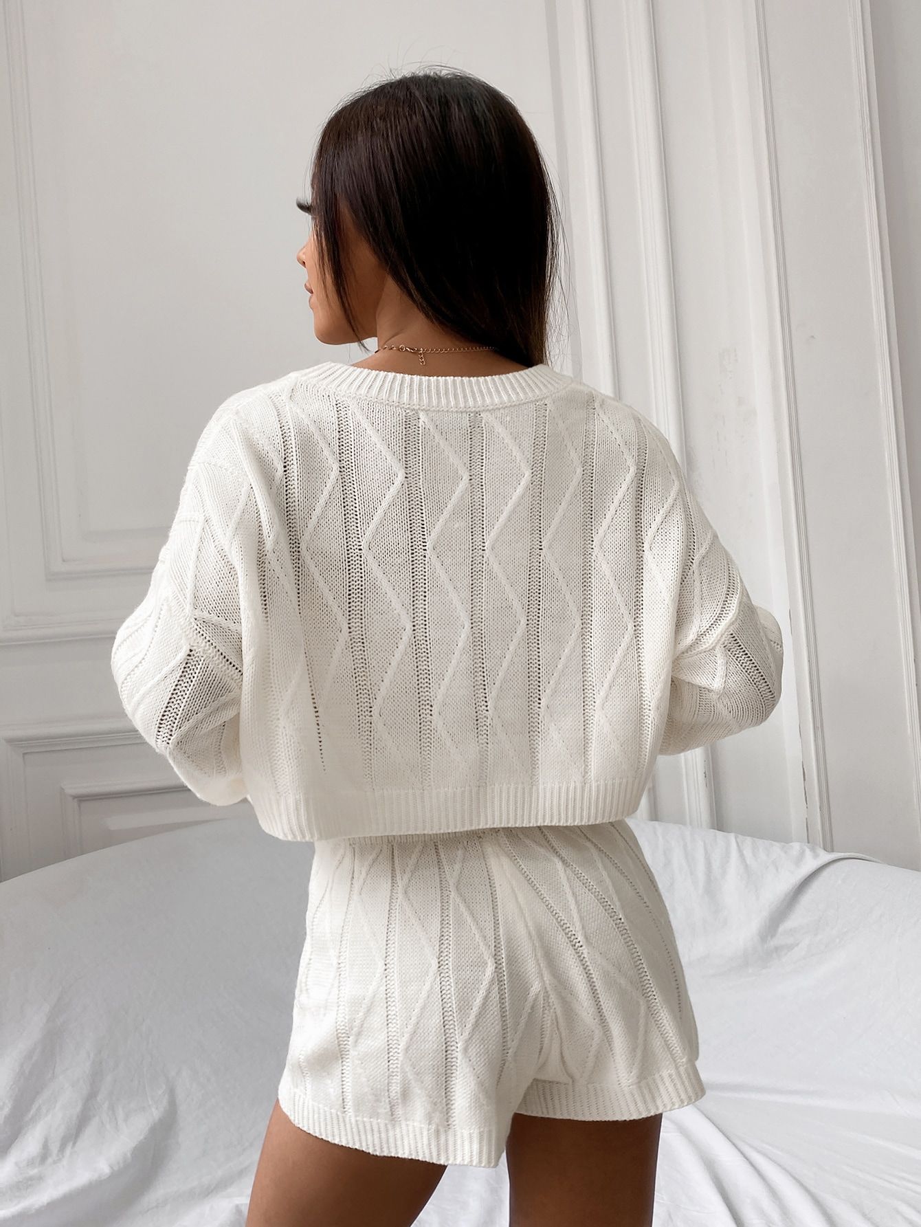 Drop Shoulder Textured Crop Sweater & Shorts Set | SHEIN