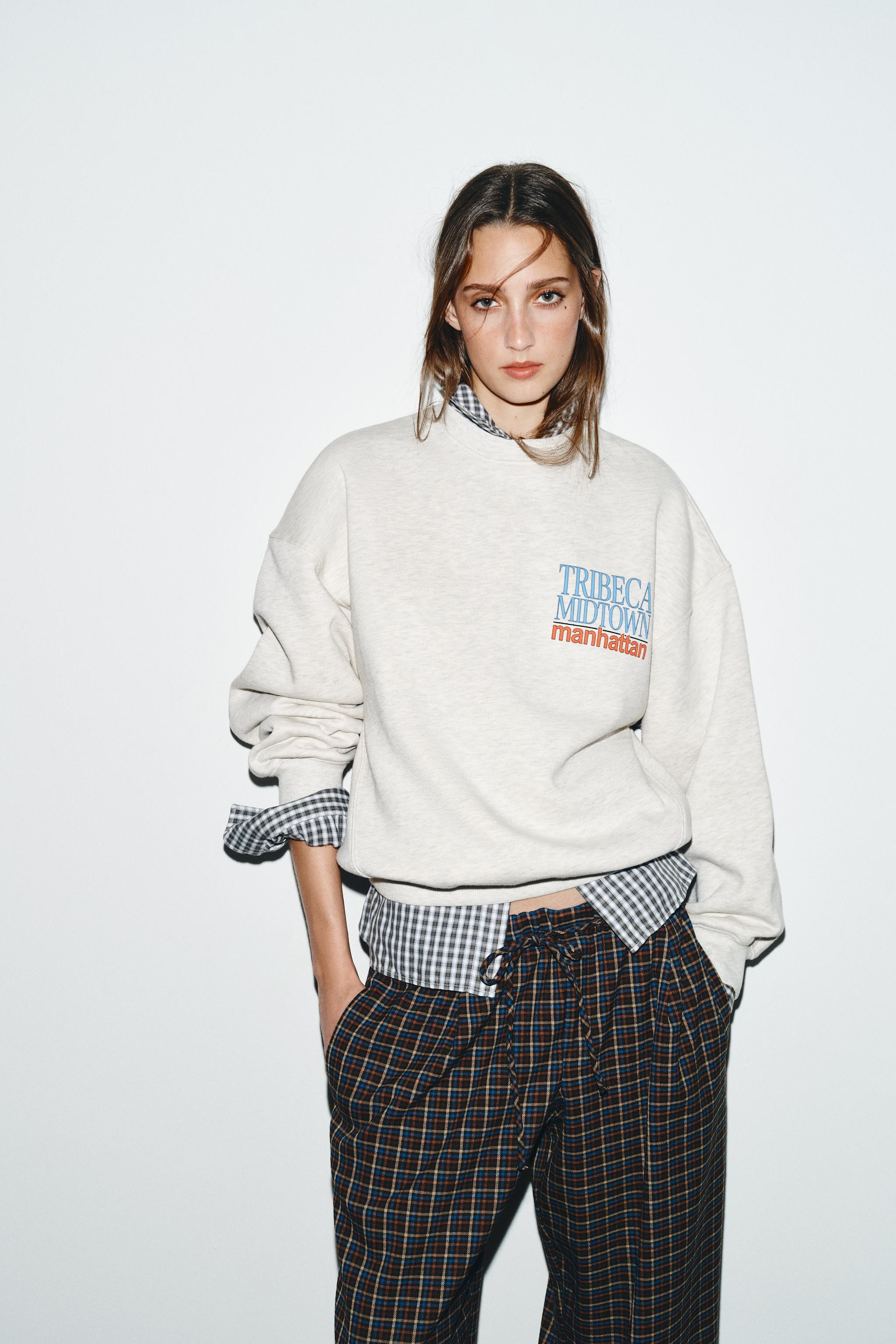 SWEATSHIRT WITH CONTRAST SLOGAN | Zara UK