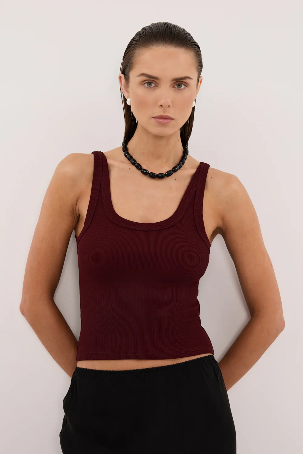 PHOEBE PLUM SCOOP NECK TANK TOP | DISSH