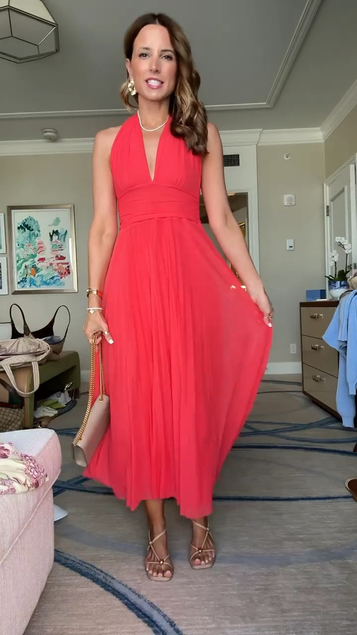 My Palm Beach outfit of the day! Wedding guest dress in XXS petite. Spring wedding guest. Summer wedding guest. Party dress. Neutral heels are TTS. YSL Kate clutch. 


#LTKootd #LTKWedding #LTKTravel