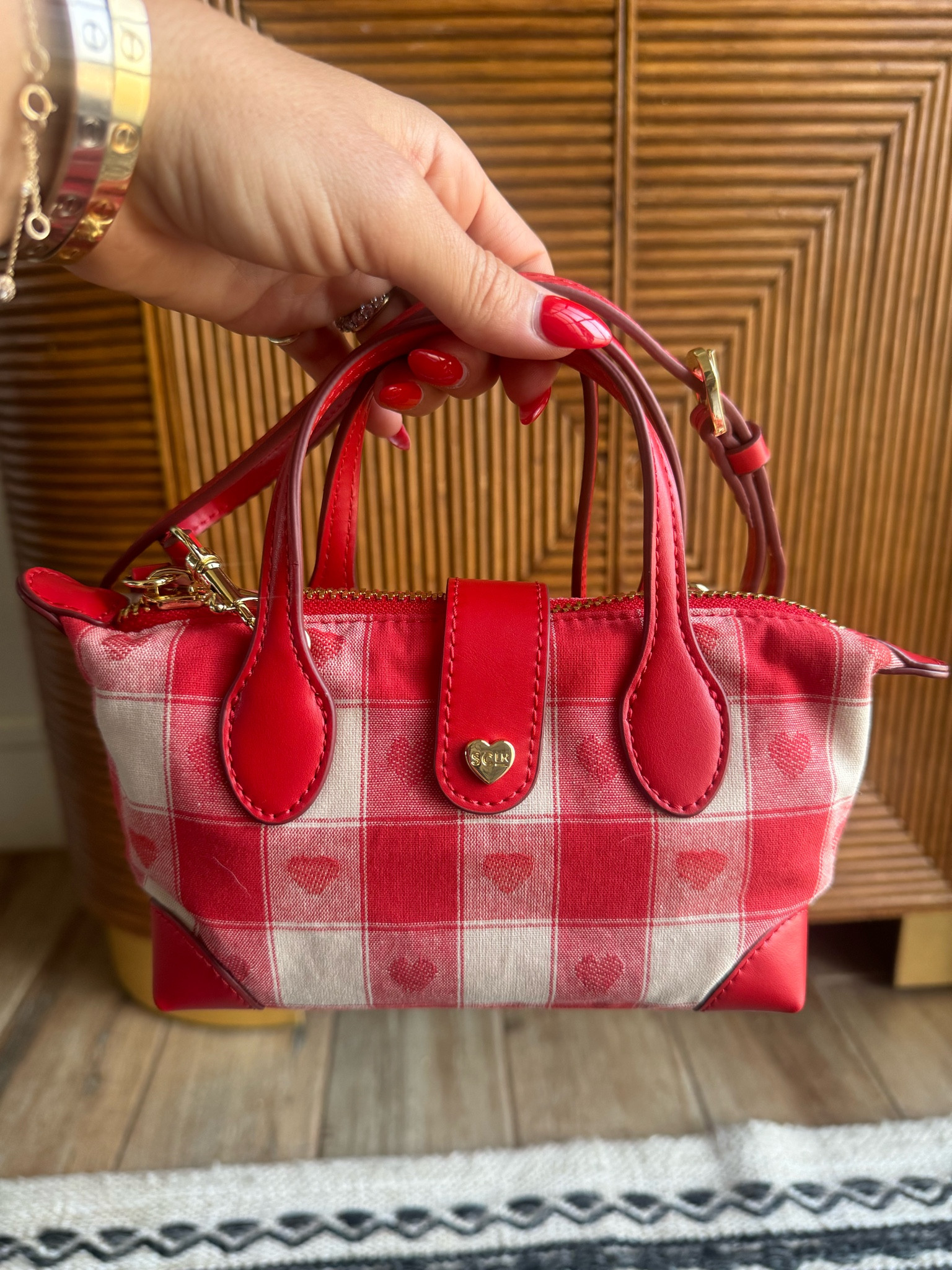 New cute little handbag 

#LTKItBag #LTKStyleTip