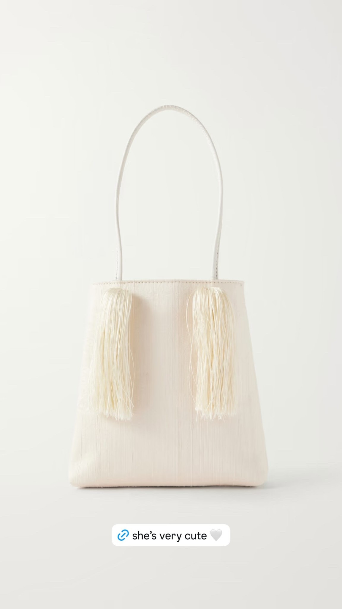 The cutest bag

#LTKluxury #LTKeurope #LTKbag