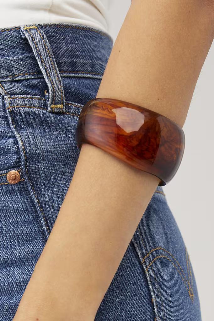 TORTOISE BANGLE | FashionPass