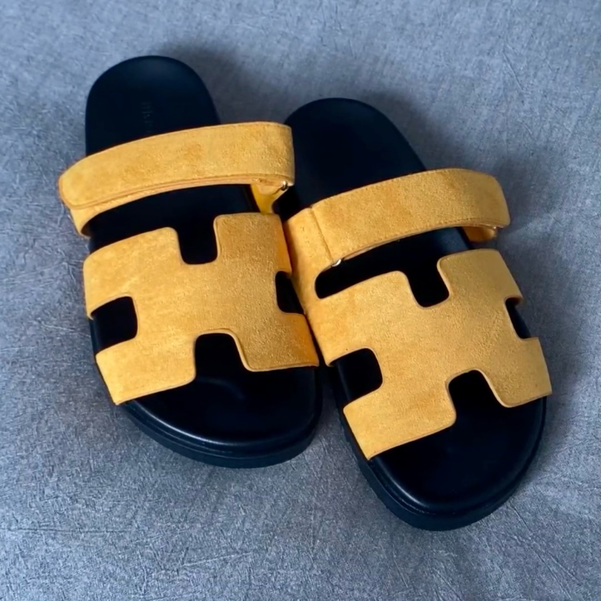Hermes sandals #dhgate

#LTKShoeCrush
