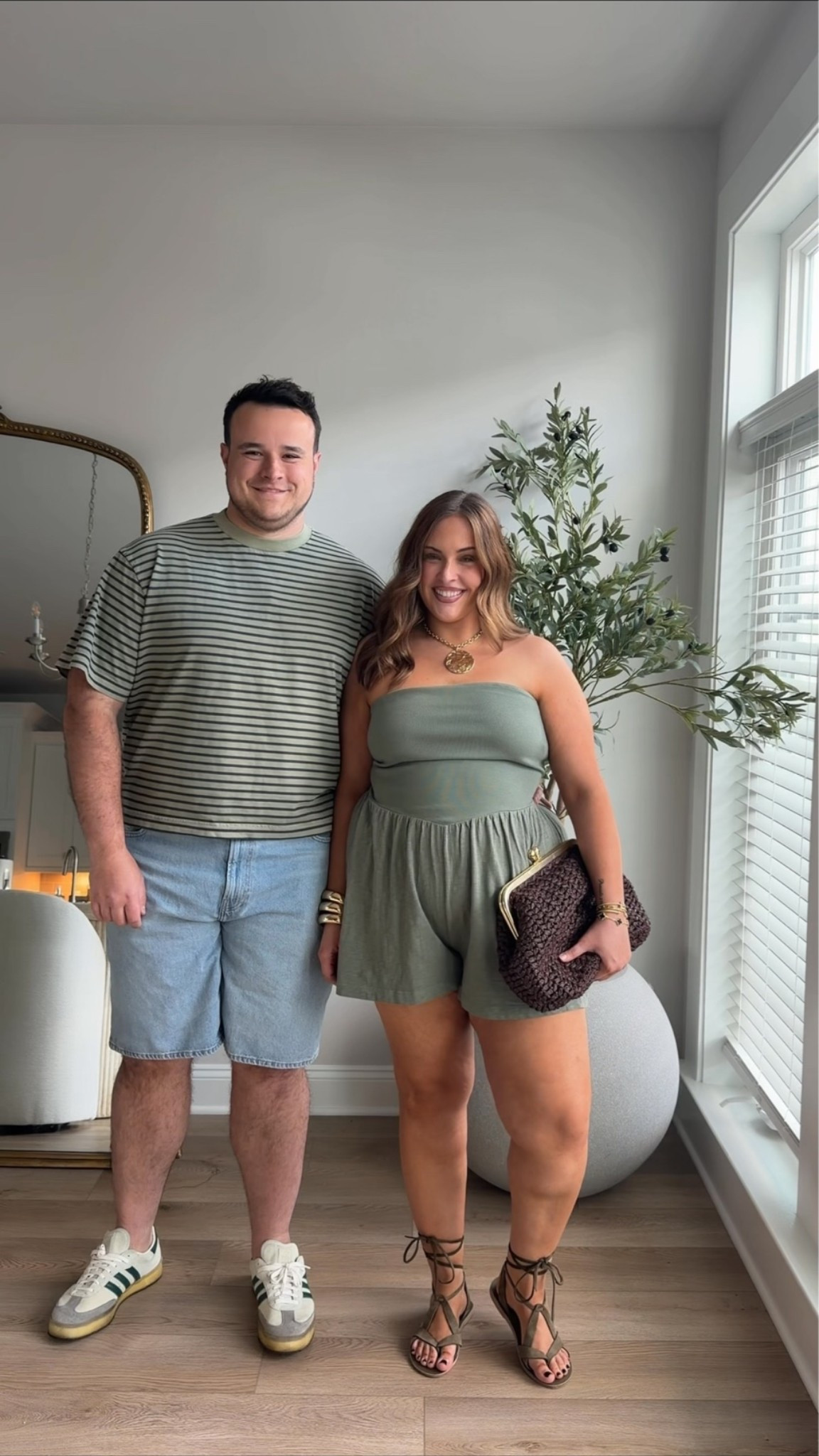 Adam wears an xl top & 44 bottom! I wear an xl romper! @AmericanEagle #AEPartner