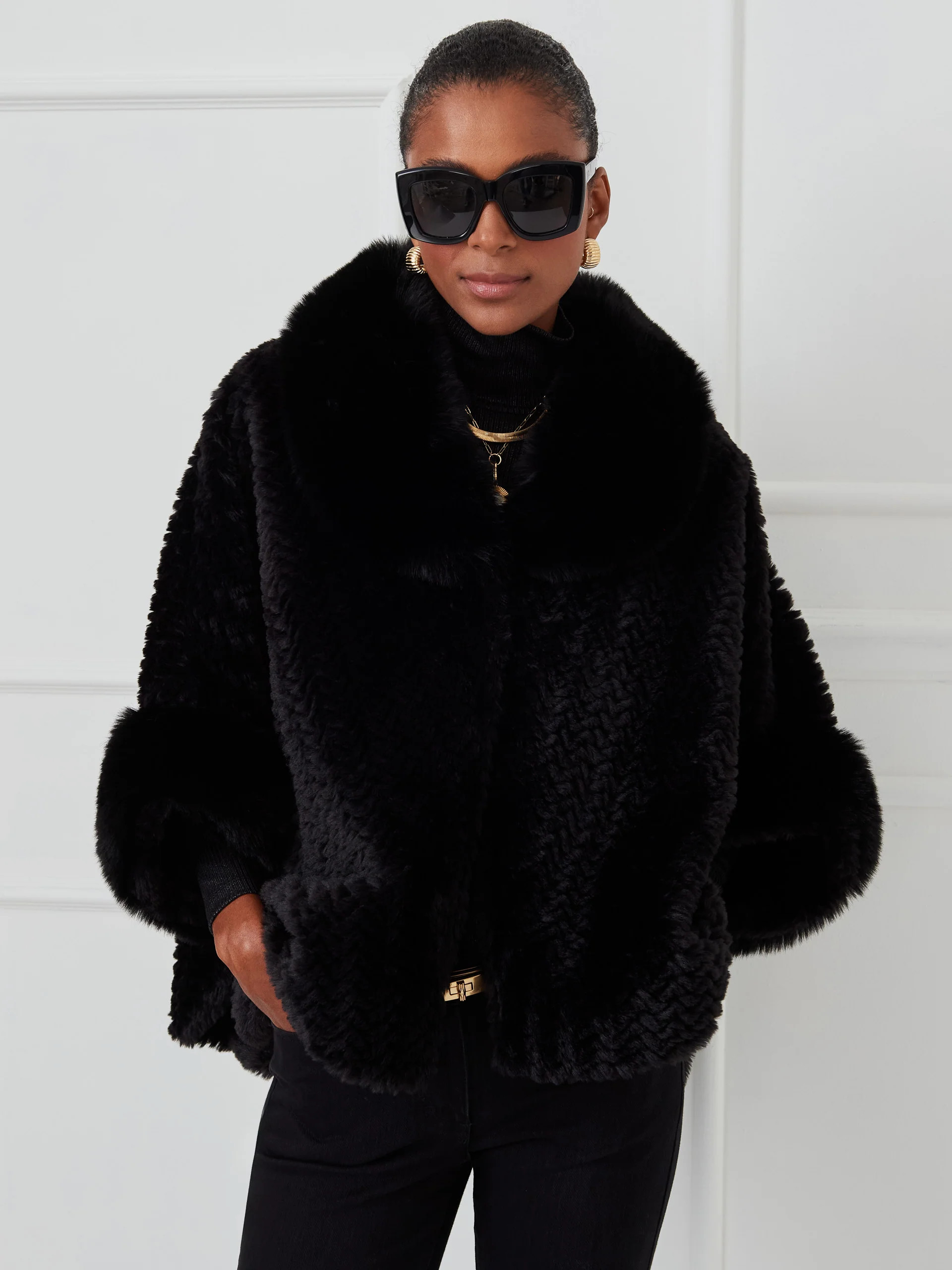 Andie Faux Fur Cape | J.McLaughlin