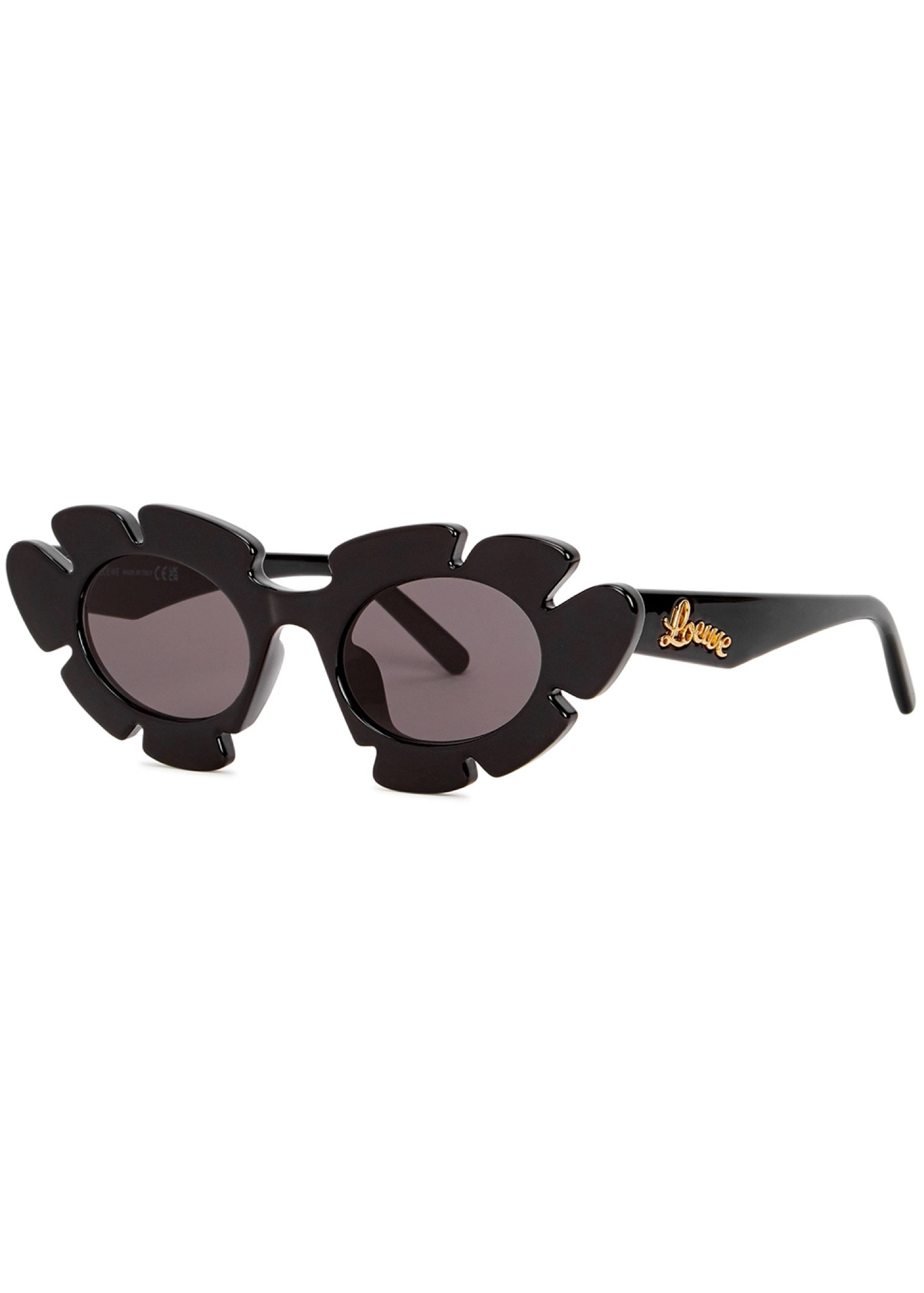 Splurge sunglasses that are worth the price point. I tend to splurge on items that will dress up a boring or basic outfit 🪩‼️

#LTKstyletip #LTKfit #LTKSeasonal