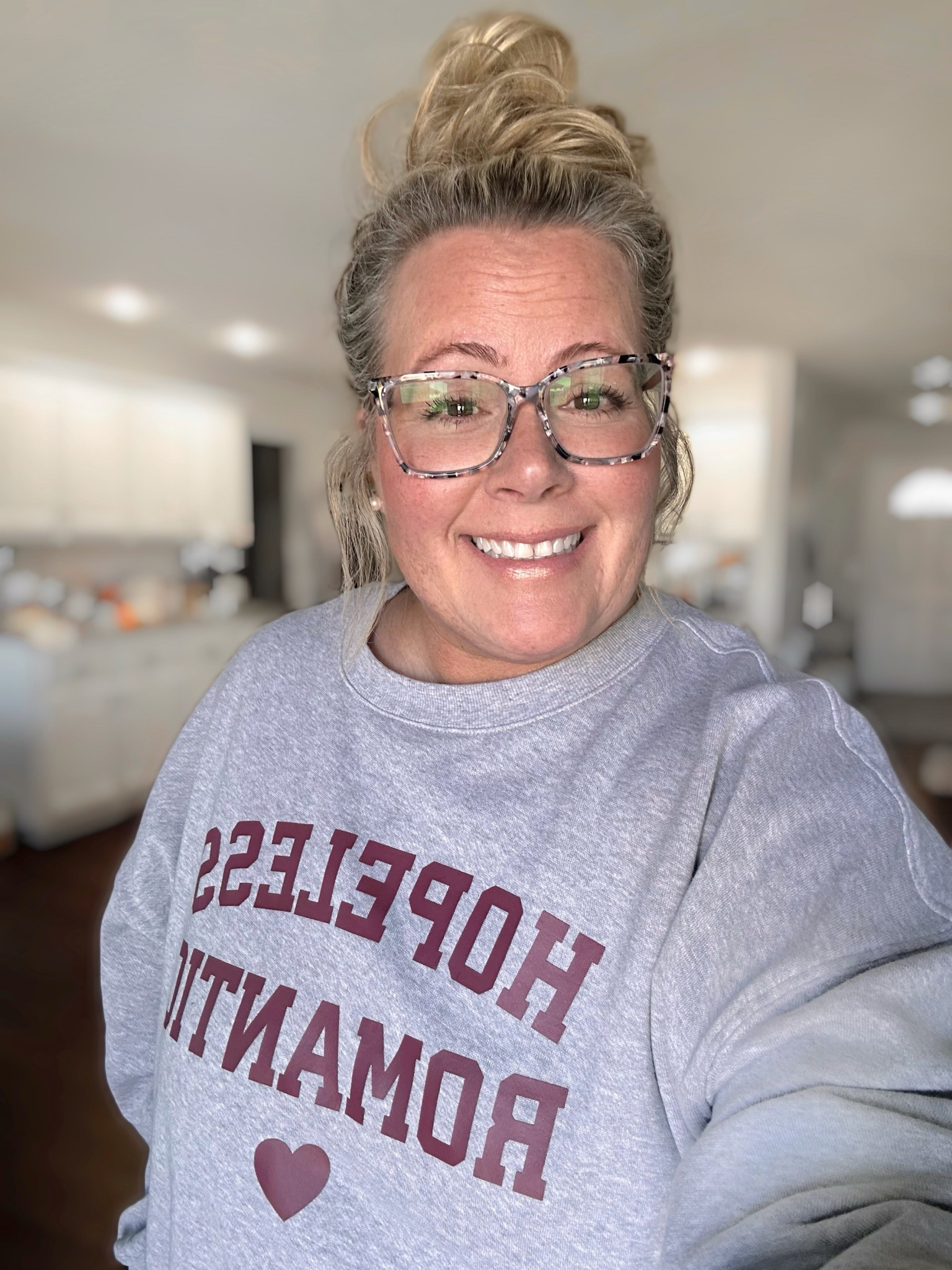 I’m a Hopeless Romantic who loves a cozy sweatshirt. Are we in the same club? ☺️

#LTKFindsUnder50 #LTKActive #LTKMidsize